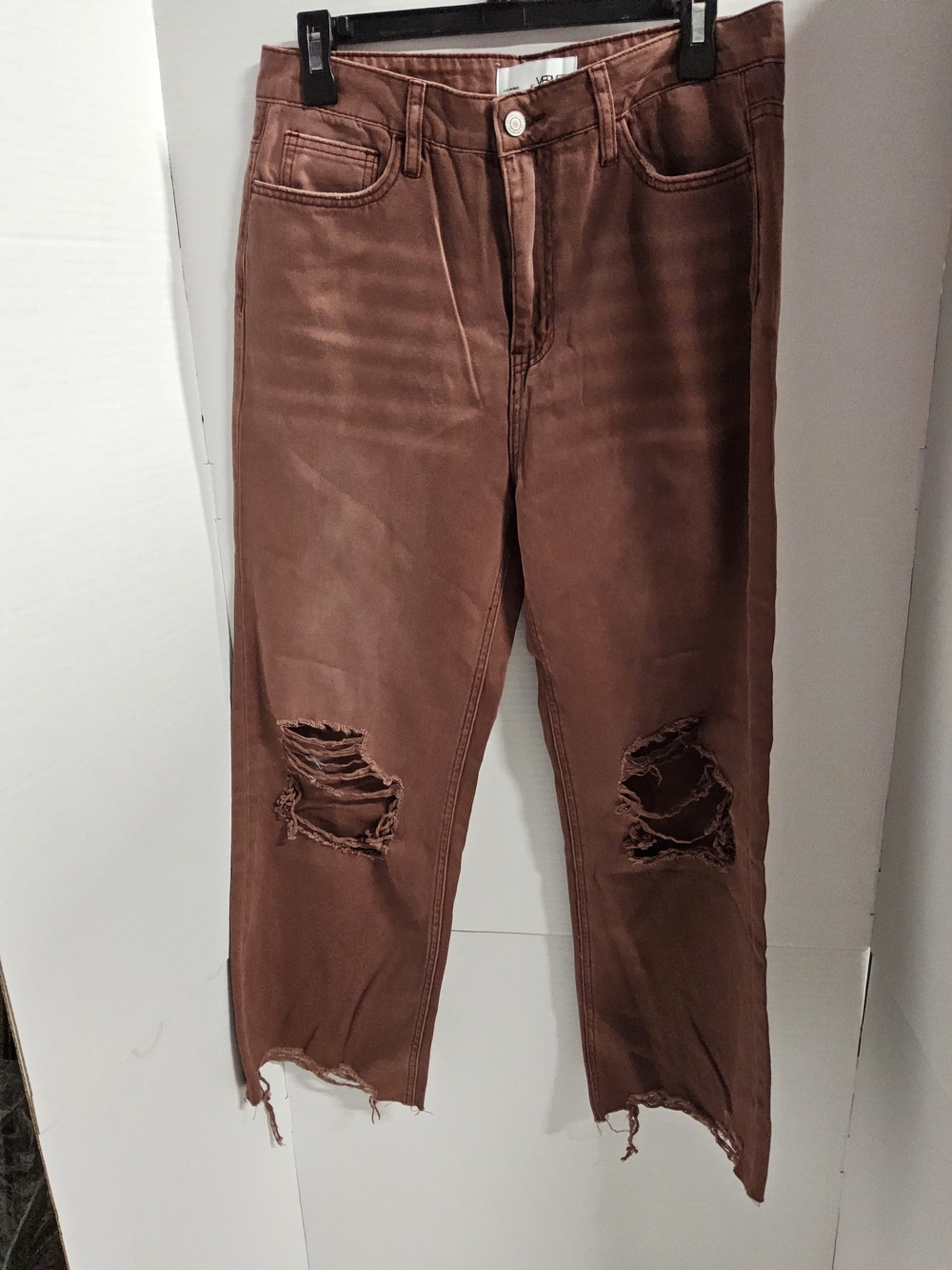 NWOT Ladies Vervet Size 29 Distressed High Rise Crop Flare Jeans - Brownish